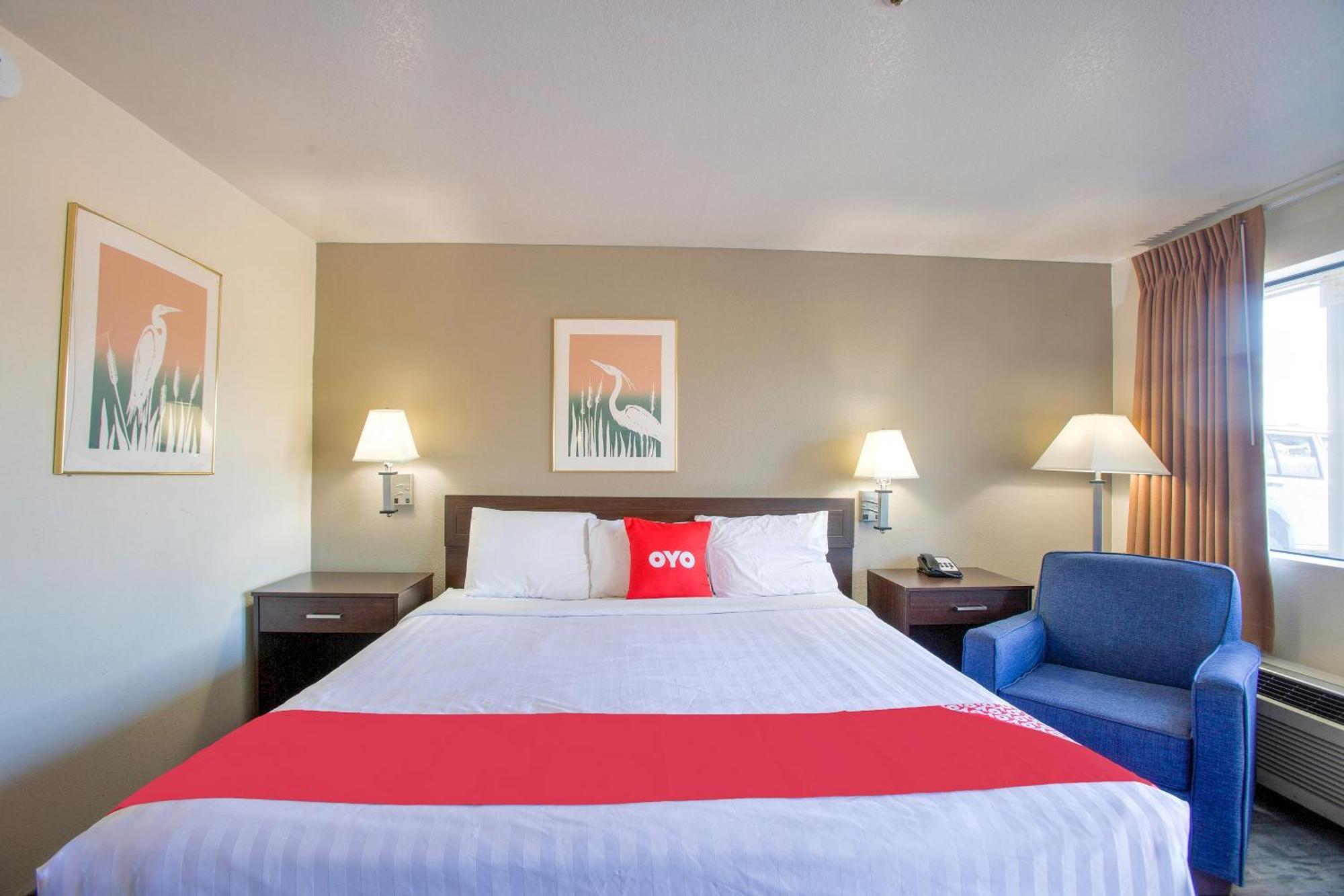 Oyo Woodland Hotel And Suites Exterior foto